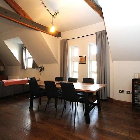 Large New-York Style Apartment In City Centre Лийдс Екстериор снимка