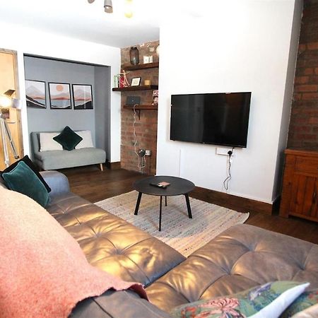 Large New-York Style Apartment In City Centre Лийдс Екстериор снимка